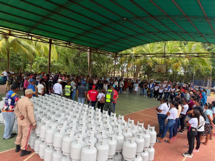 La jornada se dio en coordinación con PSVSA Gas y la comunidad