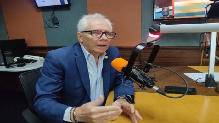 Pisella explicó que la decisión surgió de una discusión profunda donde participaron activamente representantes de los empresarios, trabajadores, sindicalistas y el Estado