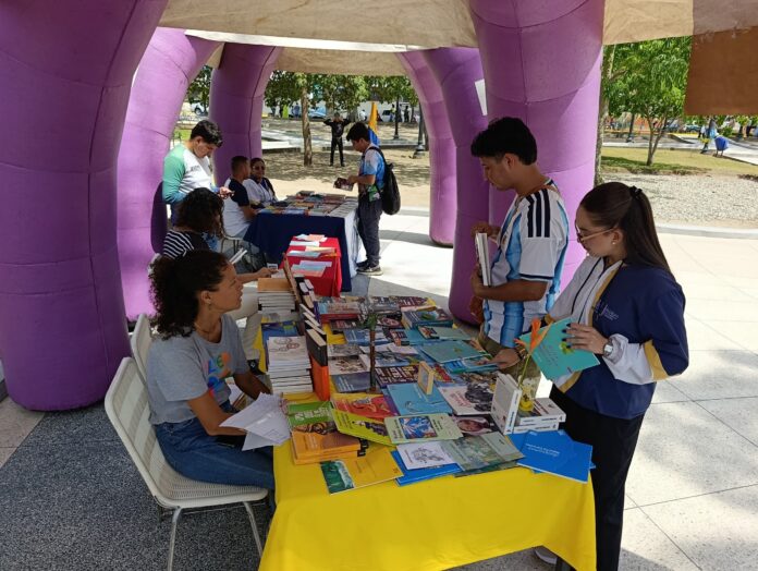 Durante el festival hubo asistencia masiva tanto de jóvenes como adultos