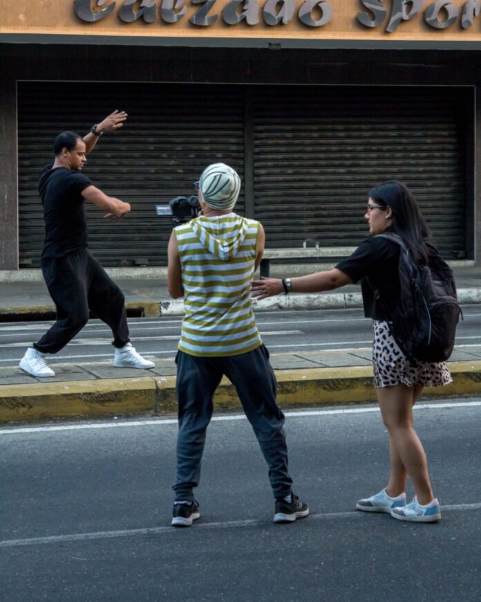 Dijeron que le otorgan una mención especial por generar una propuesta que retrata con alta calidad artística la vida y obra del coreógrafo y bailarín Gabriel Mora en el estado Yaracuy