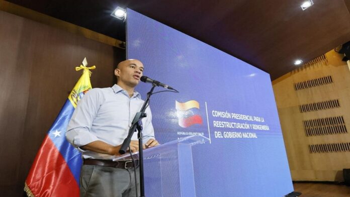 Héctor Rodríguez, responsable de la comisión presidencial, resaltó la importancia de que el Poder Legislativo se involucre en este proceso
