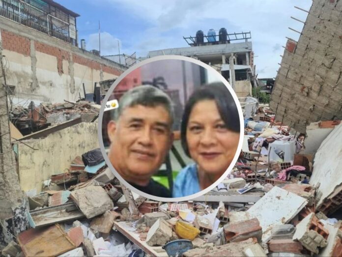 Muchos rescatistas se han sumado a la labor de búsqueda, trabajo que cumplen incansablemente día y noche