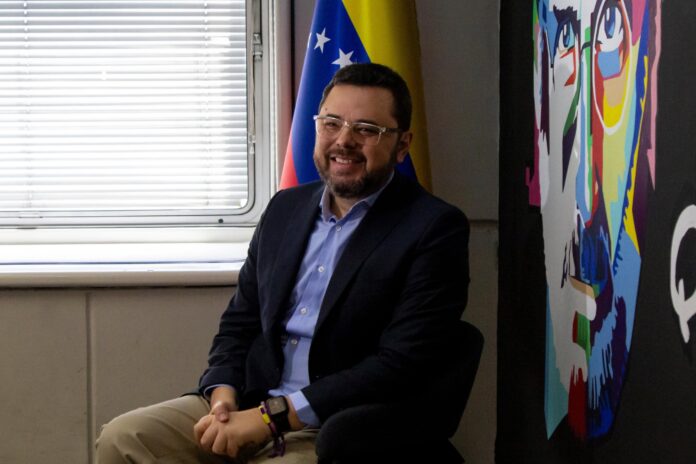 El diputado de la Asamblea Nacional manifestó que apoya el encuentro realizado entre Jorge Rodríguez y la dirigente opositora Dinorah Figuera