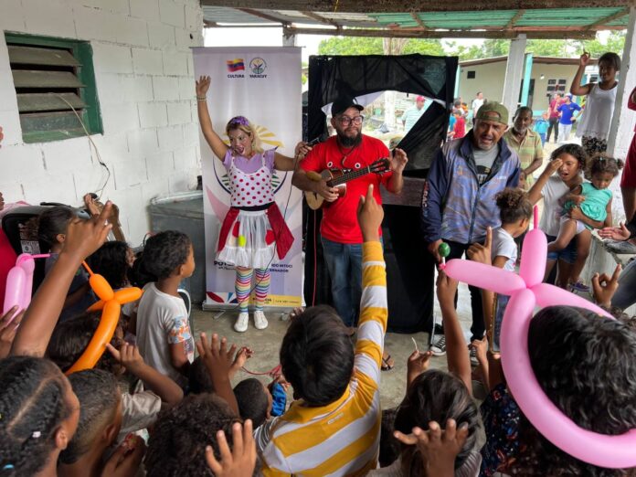 Todas las personas que deseen unirse como voluntarias a esta labor pueden dirigirse a la sede de su espacio cultural más cercano y completar el formulario de registro.