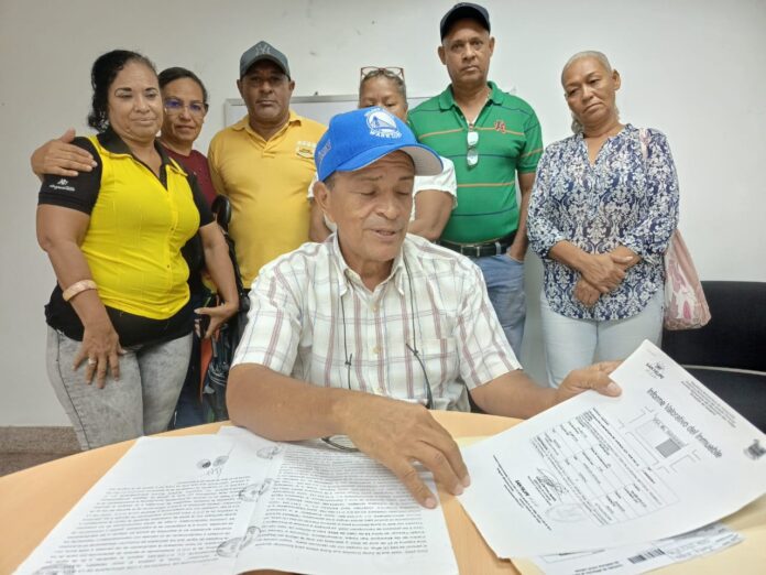 Henry Rojas, presidente de la OCV, dijo que a través de Facebook están ofertando parcelas a unos precios exagerados, por lo que instó a la ciudadanía a no caer en este tipo de negocios.