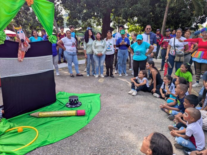 En este despliegue participan recreadores, orientadores, funcionarios e integrantes de diferentes instituciones y movimientos sociales