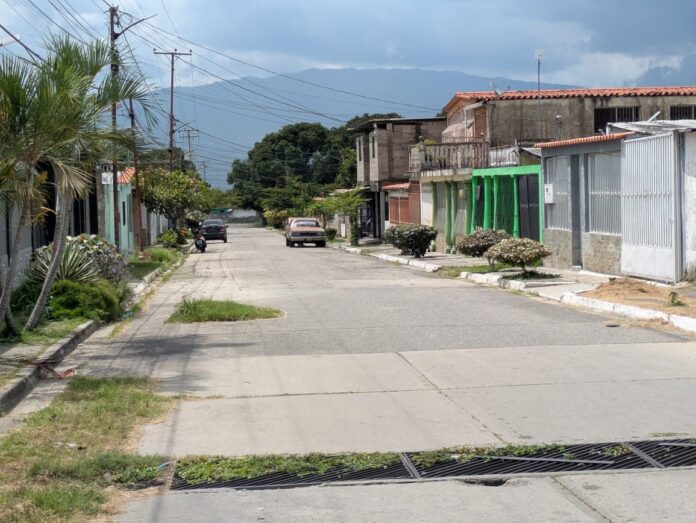 Habitantes pidieron a las autoridades de la Alcaldía de San Felipe que establezcan medidas para controlar el tráfico de motos y carros