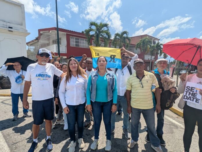 En la actividad, desarrollada en el arco de San Felipe, estuvieron dirigentes de La Causa R y del movimiento Libertad a la Venezolana
