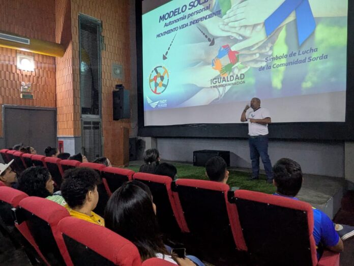 El encuentro contó con la participación de ponentes de la Asociación de Sordos y la Asociación de Intérpretes del estado Yaracuy
