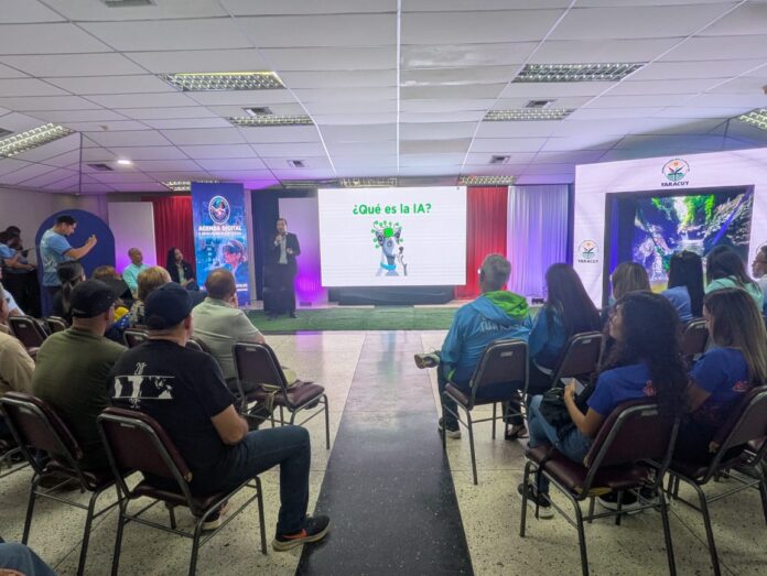 El evento fue organizado por Coryatur en el Centro de Convenciones Henrique Tirado Reyes, en el municipio Independencia