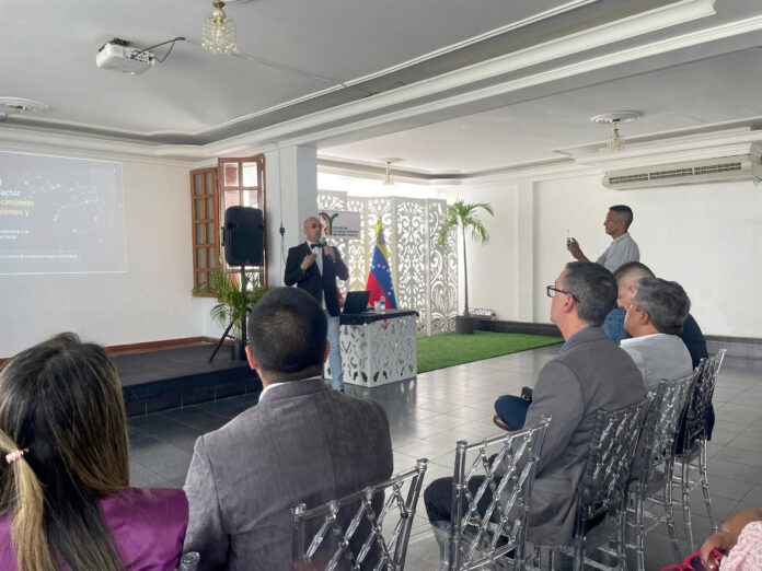 La masterclass se desarrolló en el Hogar Hispano de Yaracuy