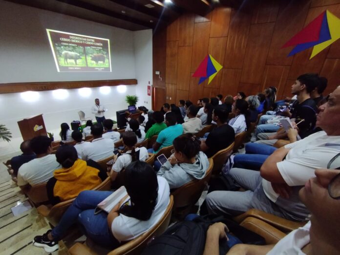 La formación fue facilitada por investigadores de la institución