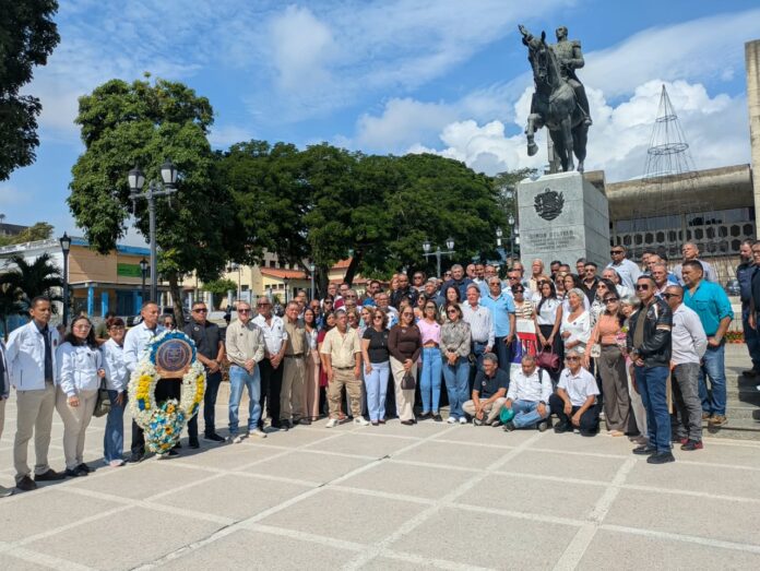 La celebración consistió en una misa de acción de gracias en la Catedral de San Felipe, luego una ofrenda floral ante la estatua del libertador Simón Bolívar